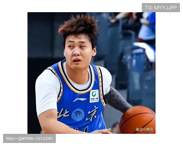 北京首钢迎赵睿训练 球迷信心倍增，赵婷首钢